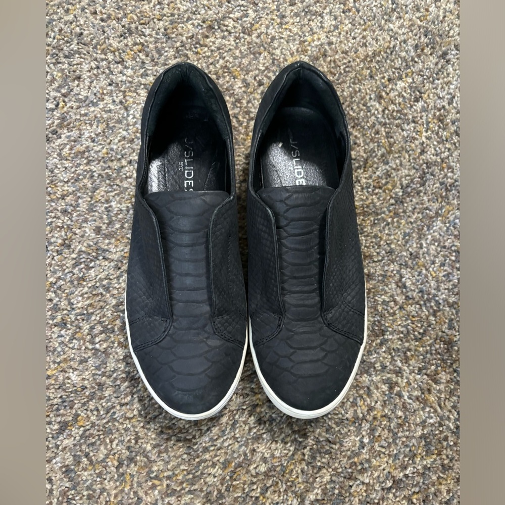 J Slides Women’s Black Slip-on GUC See Pics Good Condition Size 8.5